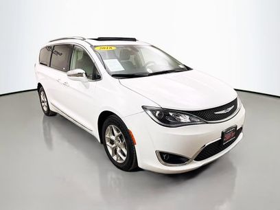Used 2018 Chrysler Pacifica Limited