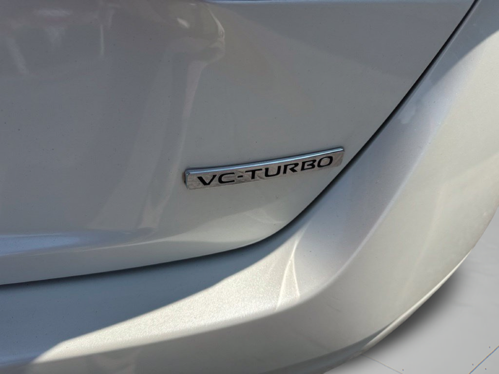 Used 2020 Nissan Altima 2.0 Platinum FWD image 30