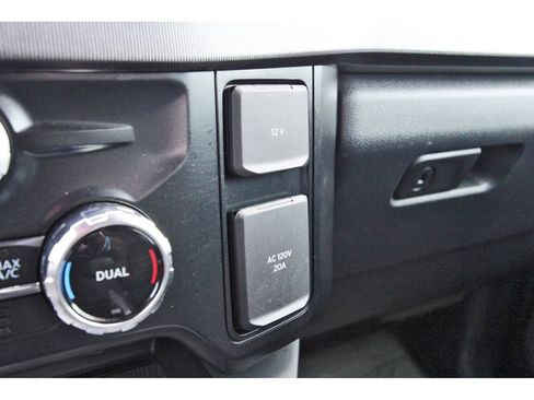 Certified 2024 Ford F350 Platinum AWD/4WD image 27
