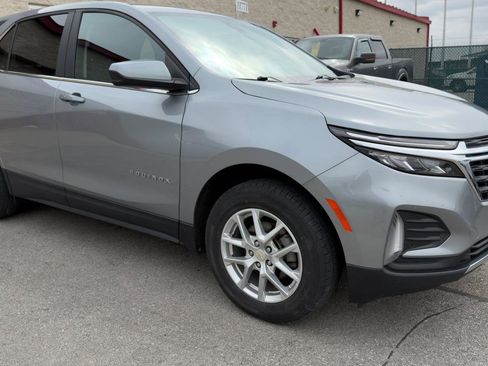 Used 2023 Chevrolet Equinox LT w/ Driver Convenience Package AWD/4WD image 11