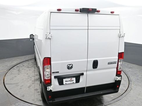 Used 2024 RAM ProMaster 2500 w/ Convenience Group FWD image 26