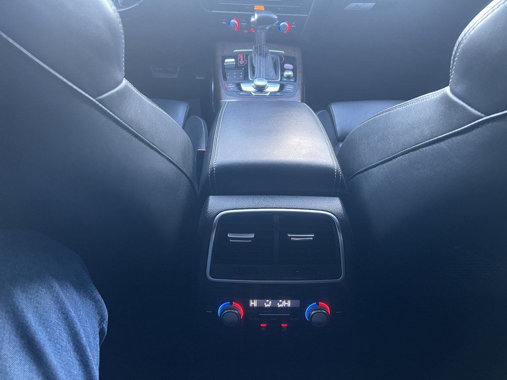 Used 2013 Audi S6 Prestige AWD/4WD image 23