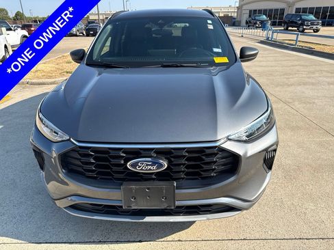 Used 2024 Ford Escape ST-Line w/ Tech Pack #1 FWD image 2