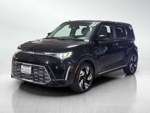 Used 2023 Kia Soul GT-Line w/ GT-Line Technology Package image 3