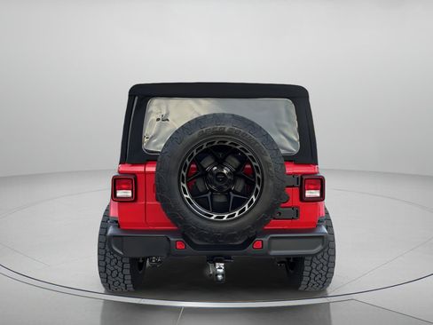 Used 2023 Jeep Wrangler Sahara image 4