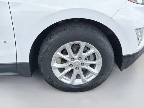 Used 2020 Chevrolet Equinox LT FWD image 11