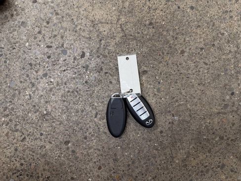 Used 2016 INFINITI QX80 4WD w/ Signature Edition Package image 93