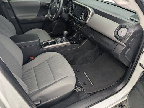 Used 2023 Toyota Tacoma SR5 RWD image 12