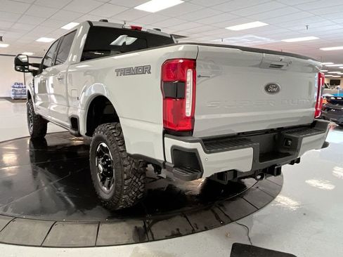 New 2025 Ford F250 Lariat w/ Lariat Ultimate Package image 6