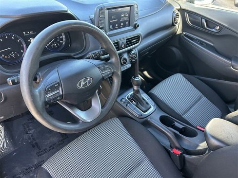 Used 2021 Hyundai Kona SE image 29