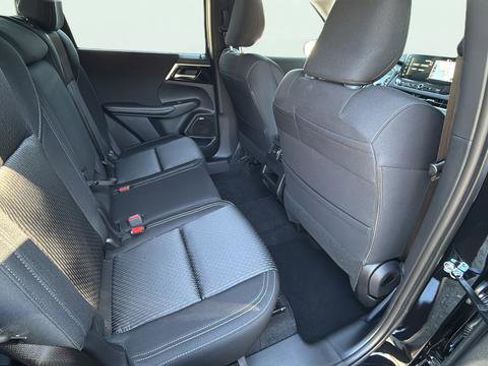 New 2026 Mitsubishi Outlander ES image 23