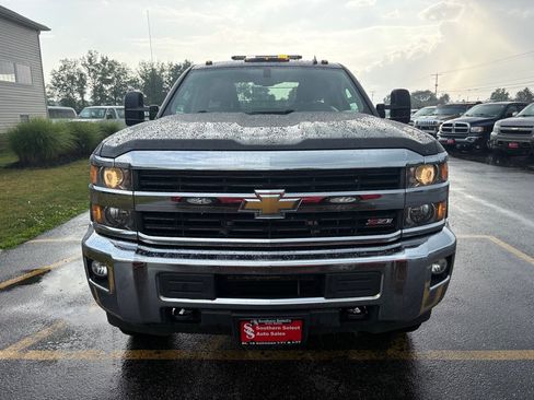 Used 2015 Chevrolet Silverado 2500 LT w/ Z71 Package, Off-Road AWD/4WD image 3