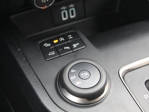 Used 2019 Ford Ranger Lariat w/ Equipment Group 501A Mid image 9