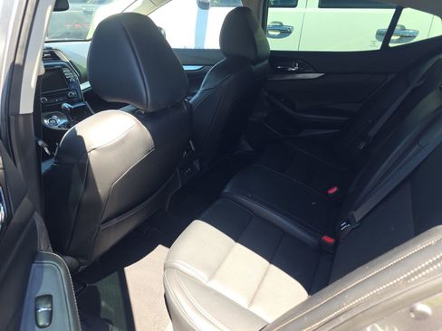 Used 2019 Nissan Maxima 3.5 SL w/ Floor Mat Group image 11