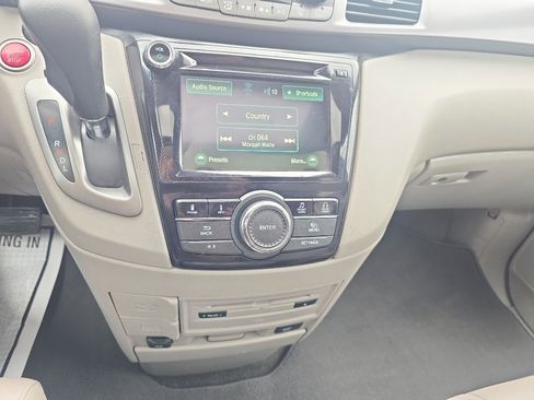 Used 2014 Honda Odyssey EX-L image 27