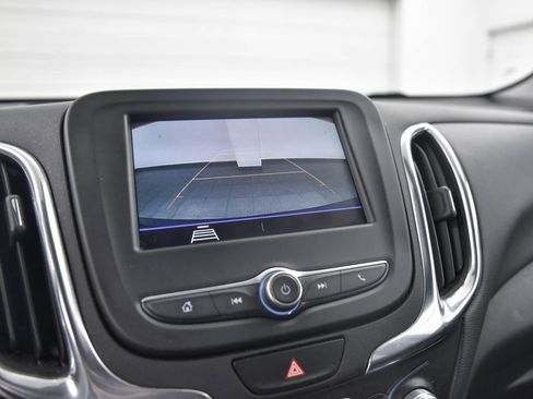 Used 2020 Chevrolet Equinox LT image 20
