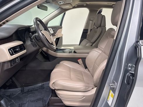 Used 2022 Lincoln Aviator Reserve w/ Equipment Group 201A image 14