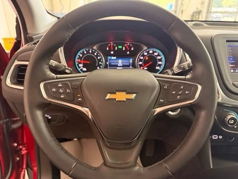 Used 2024 Chevrolet Equinox LT FWD image 15