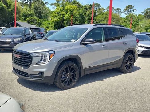 Used 2024 GMC Terrain SLT w/ Elevation Edition AWD/4WD image 5