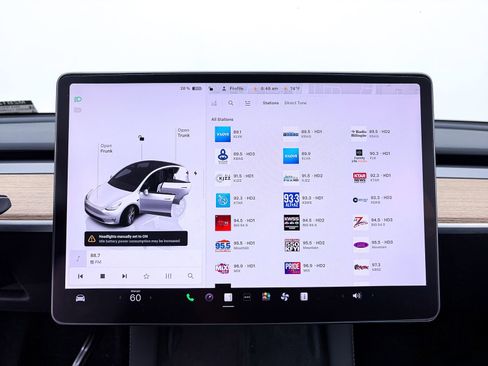 Used 2023 Tesla Model Y Long Range AWD/4WD image 20