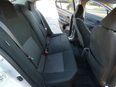 Used 2020 Nissan Versa S image 36