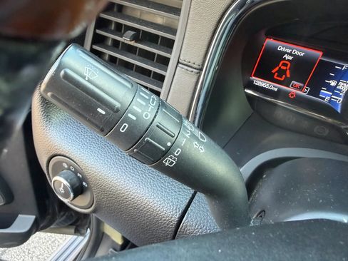 Used 2015 Lincoln Navigator 4WD image 43