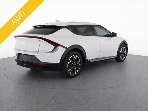 Used 2024 Kia EV6 Wind w/ Wind Technology Package AWD/4WD image 3