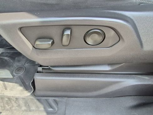 Used 2024 Chevrolet Silverado 2500 Custom w/ Custom Convenience Package AWD/4WD image 19