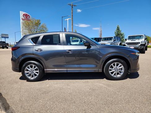 Used 2025 MAZDA CX-5 AWD 2.5 S w/ Preferred Package image 2