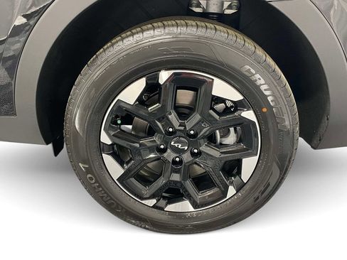 New 2026 Kia Sorento S AWD/4WD image 7
