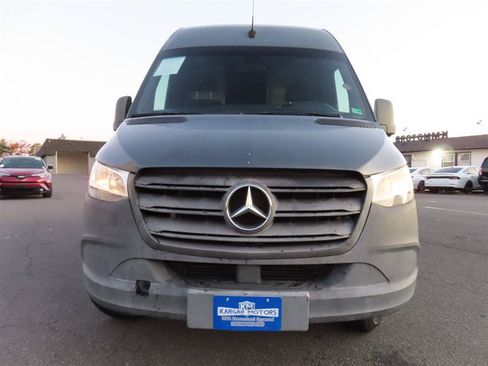 Used 2019 Mercedes-Benz Sprinter 144 image 2