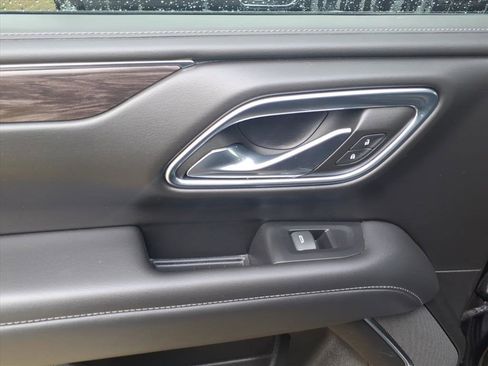 Used 2023 Chevrolet Tahoe LT image 8