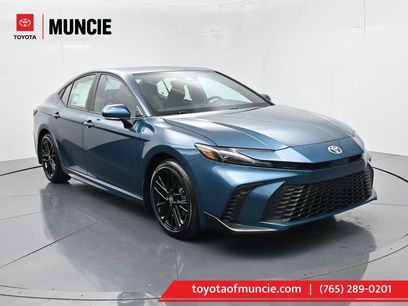 New 2026 Toyota Camry SE w/ Convenience Package