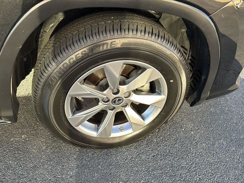 Used 2018 Lexus RX 350 FWD w/ Accessory Package image 33