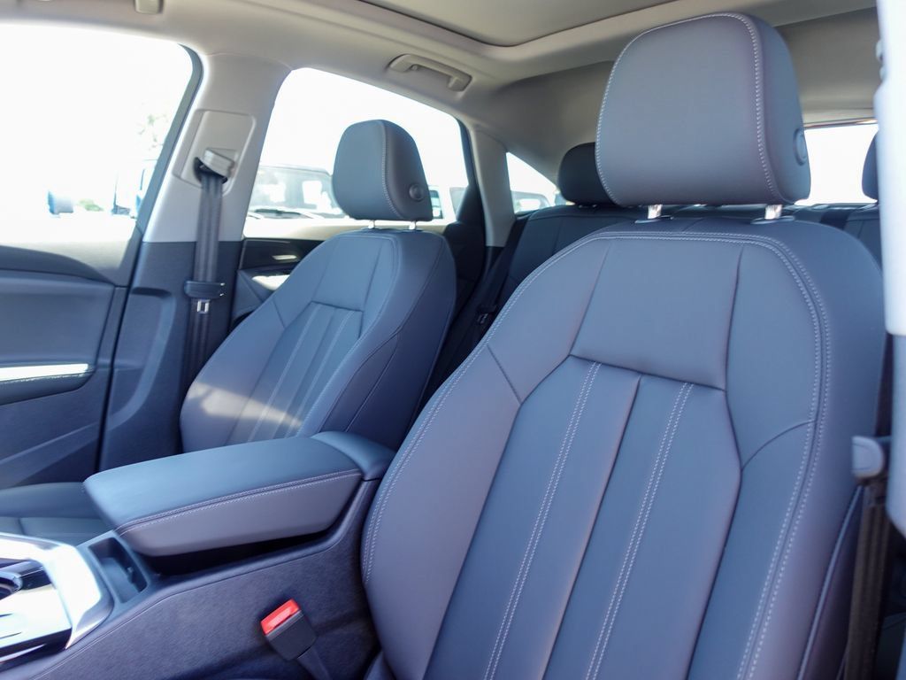 New 2026 Audi Q5 Premium Plus AWD/4WD image 21