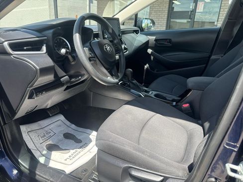 Used 2022 Toyota Corolla LE FWD image 11