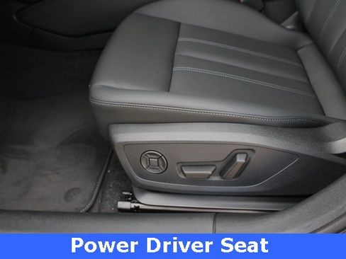 New 2025 Audi A5 2.0T Premium image 4