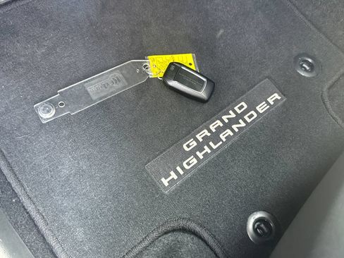 Used 2024 Toyota Grand Highlander FWD image 36
