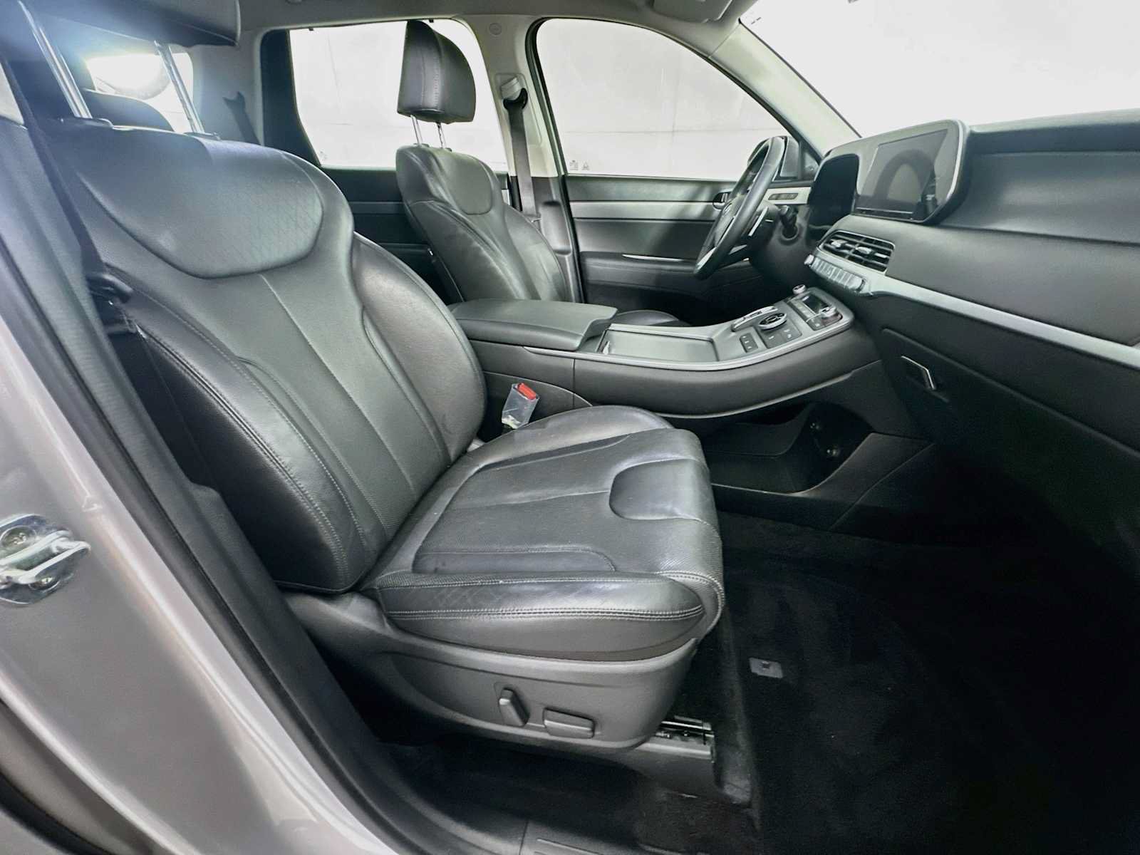 Used 2022 Hyundai Palisade SEL w/ Premium Package AWD/4WD image 29