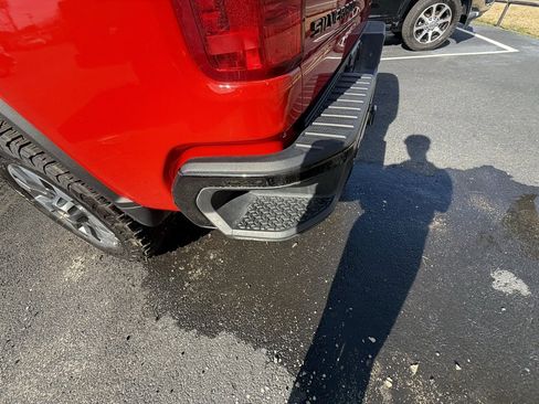 Used 2024 Chevrolet Silverado 2500 Custom w/ Custom Value Package image 14