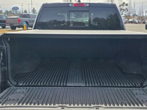 Used 2019 RAM 1500 Big Horn image 10