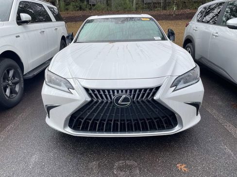 Used 2023 Lexus ES 300h w/ Premium Package image 6