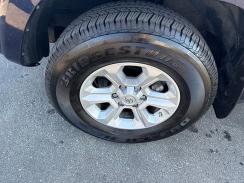 Used 2021 Toyota 4Runner SR5 Premium w/ Moonroof Package image 41