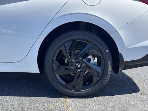 New 2026 Hyundai Elantra Sport FWD image 21