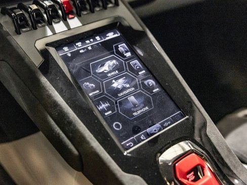 Used 2023 Lamborghini Huracan Tecnica image 23