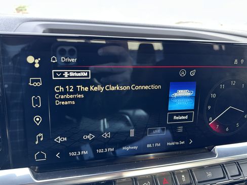 Used 2024 GMC Sierra 1500 Elevation image 18