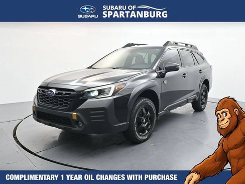 Used 2022 Subaru Outback Wilderness AWD/4WD image 3