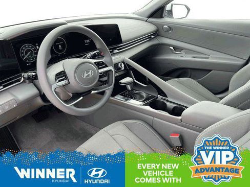 New 2025 Hyundai Elantra Blue image 14