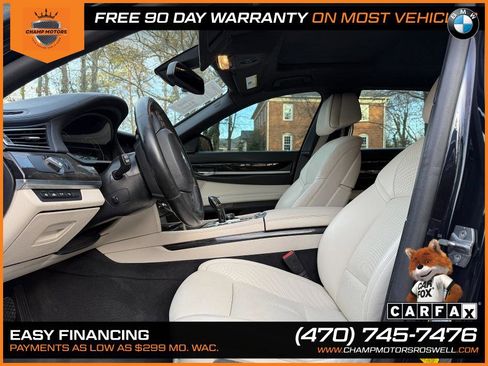 Used 2015 BMW 750Li w/ M Sport Edition image 17