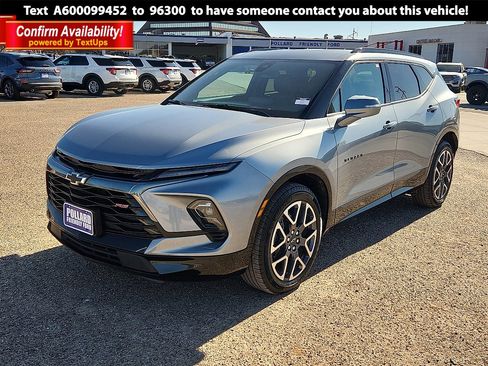 Used 2025 Chevrolet Blazer RS image 1
